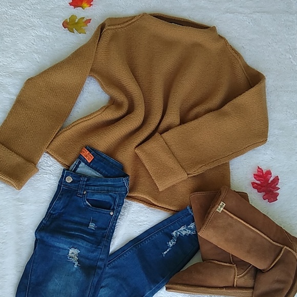 Dkny Sweaters - DKNY Sweater